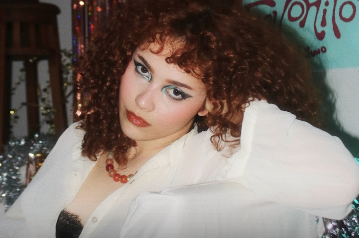 Carol Juno abre show de Nilüfer Yanya, no Cine Joia, em São Paulo