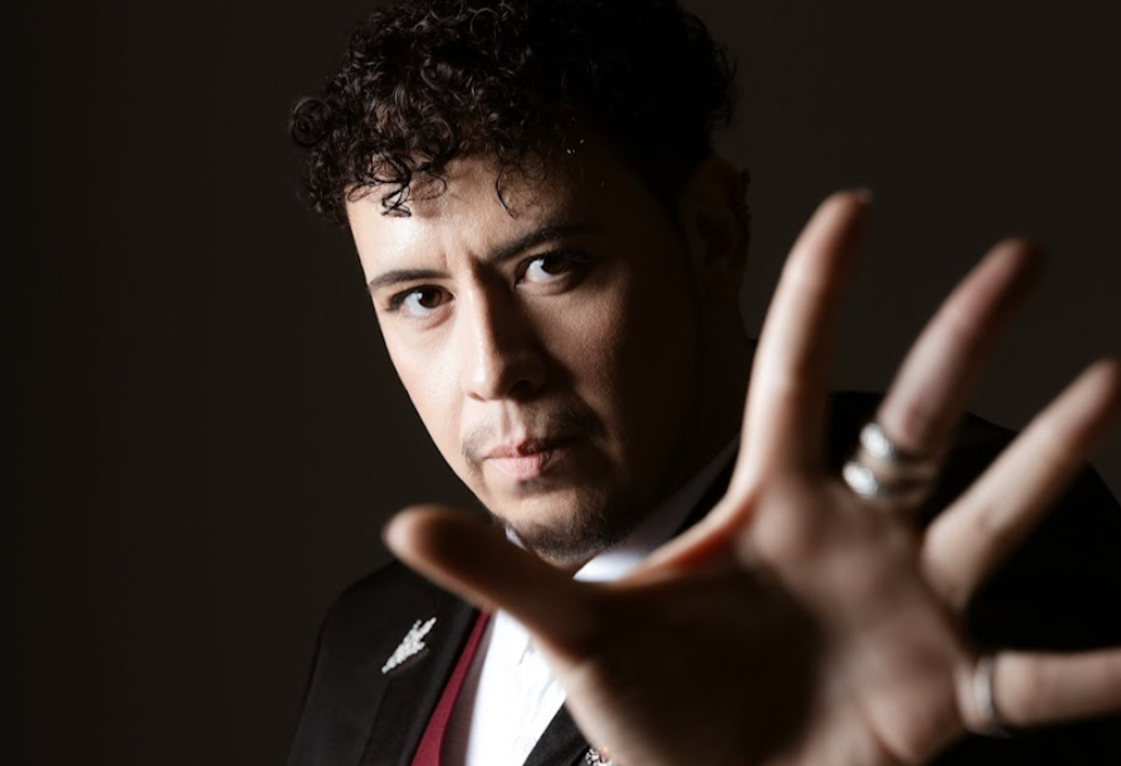 Entrevista | Marc Yann revela os bastidores criativos e a atmosfera mística de “Arrebatamento”